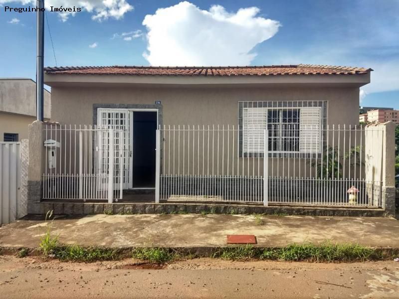 Imobiliária Freitas Neto em Alfenas - RUA TAMANDARES, 156 - VILA TEIXEIRA